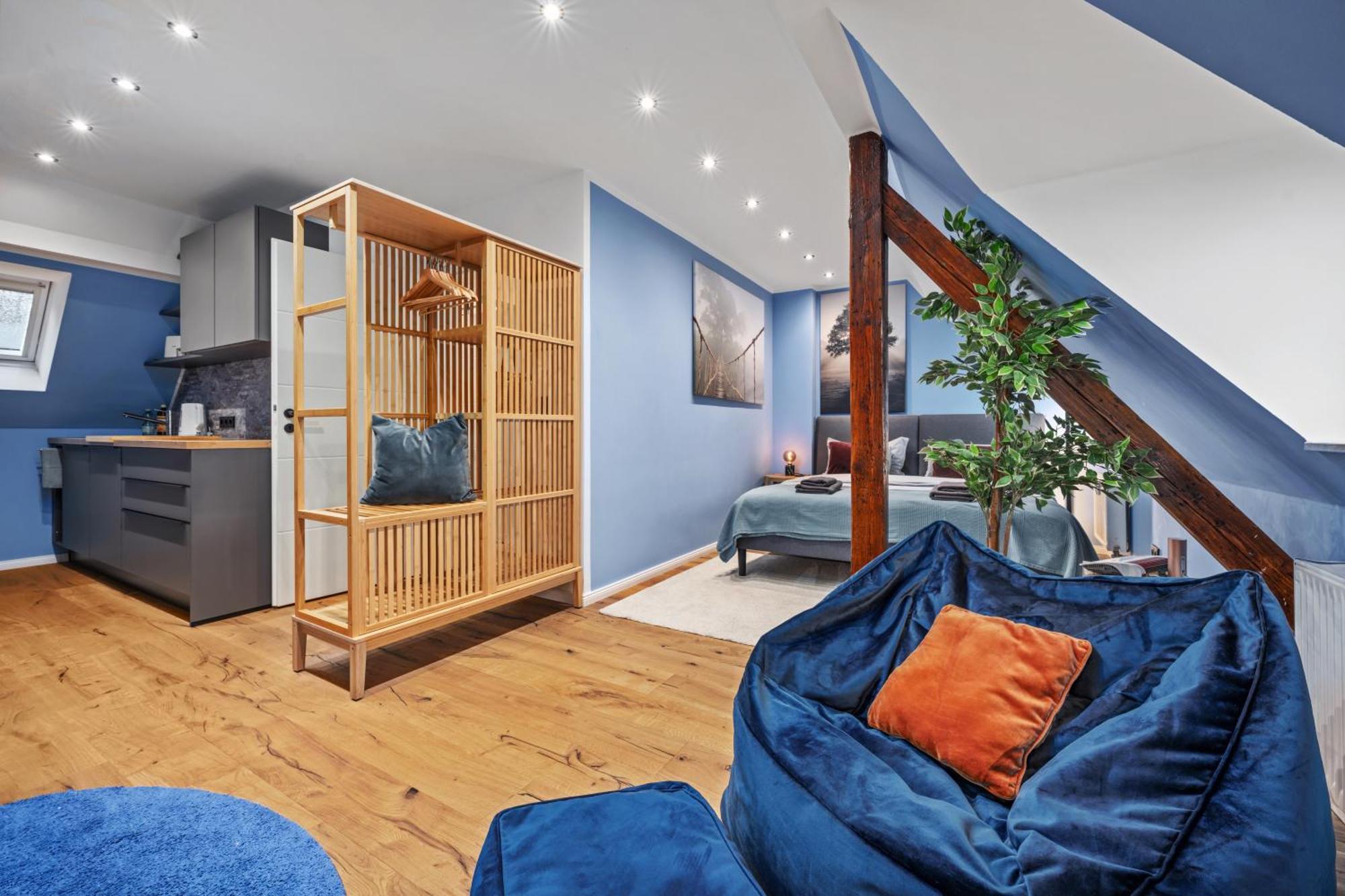 Edler Wohnraum Modernes Vorstadtstudio Mit Emma-Bett, Garten & Kaffeevollautomat Zwickau Exteriér fotografie
